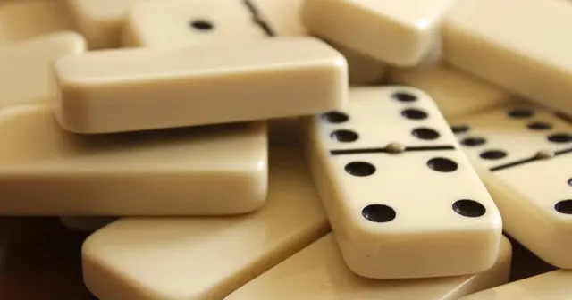 Learn how to play Domino and always win from the experts